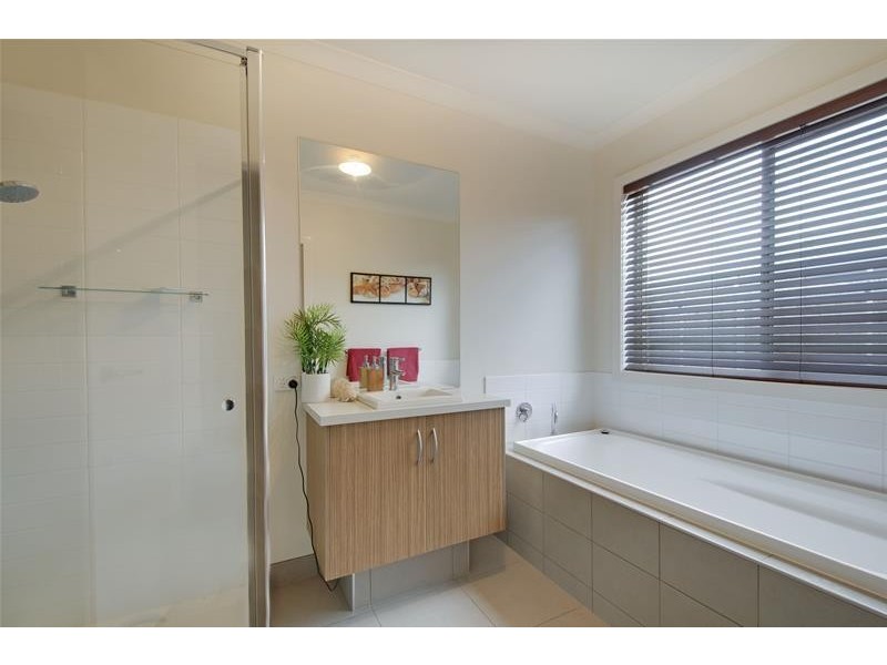 4 Kangaroo Grass Rise, Traralgon VIC 3844