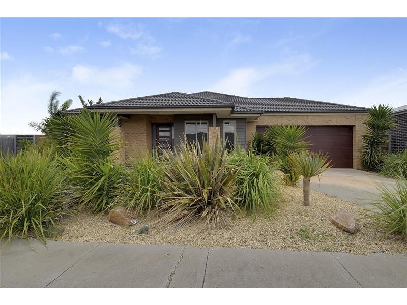 4 Kangaroo Grass Rise, Traralgon VIC 3844