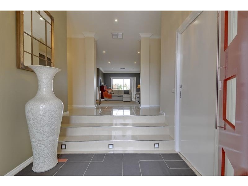 37 Notting Hill, Traralgon VIC 3844