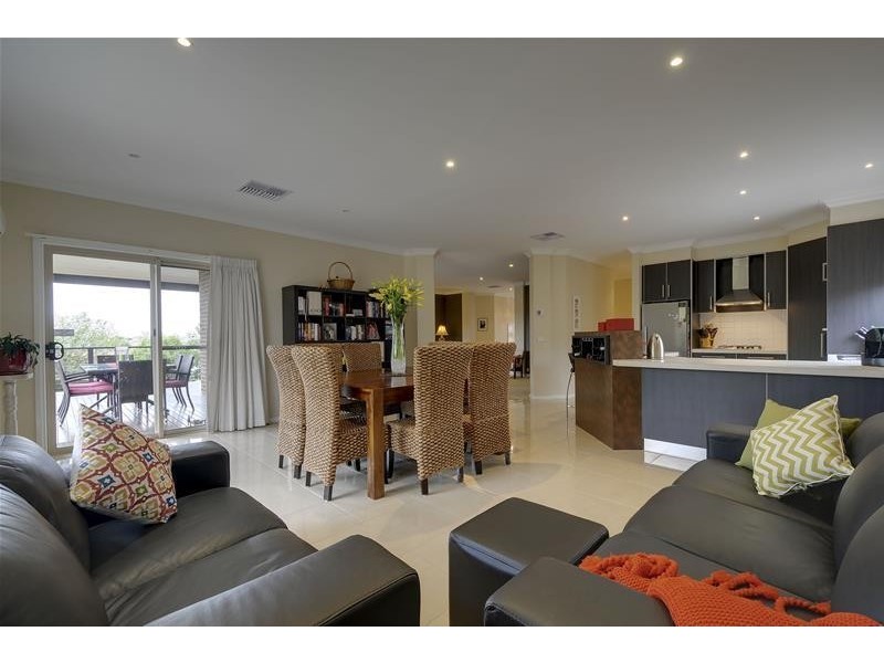 37 Notting Hill, Traralgon VIC 3844