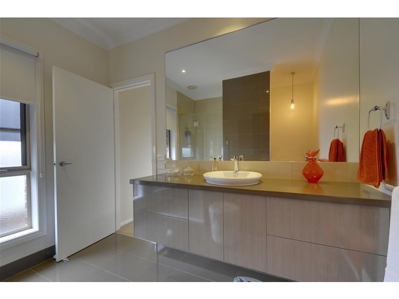 37 Notting Hill, Traralgon VIC 3844