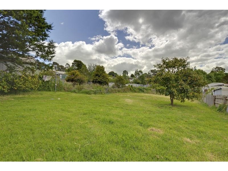 9 Roxburgh Road, Yallourn North VIC 3825