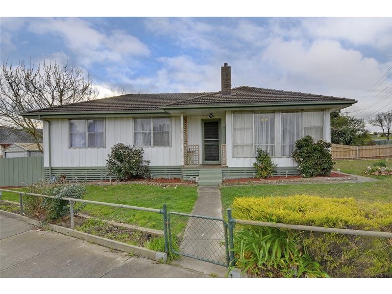 1 McNairn Road, Traralgon VIC 3844