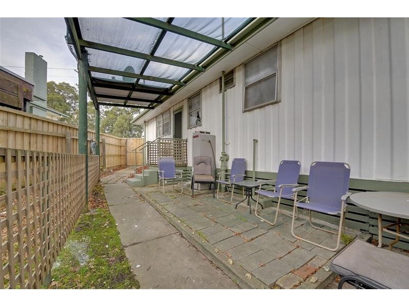 1 McNairn Road, Traralgon VIC 3844