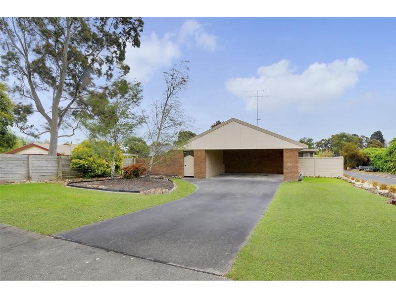 20 Parkwood Way, Traralgon VIC 3844