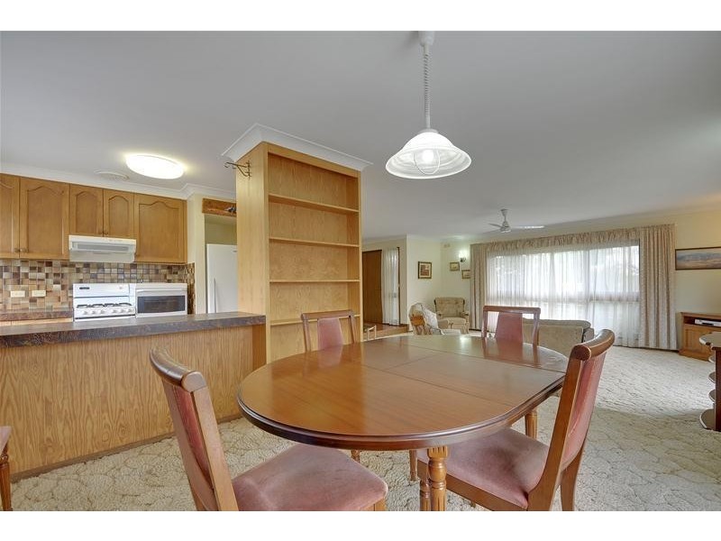 20 Parkwood Way, Traralgon VIC 3844