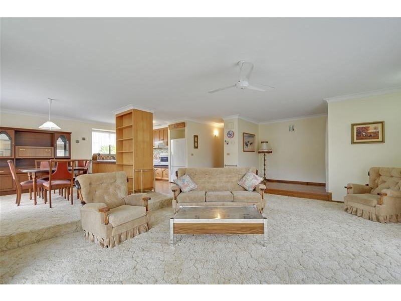 20 Parkwood Way, Traralgon VIC 3844