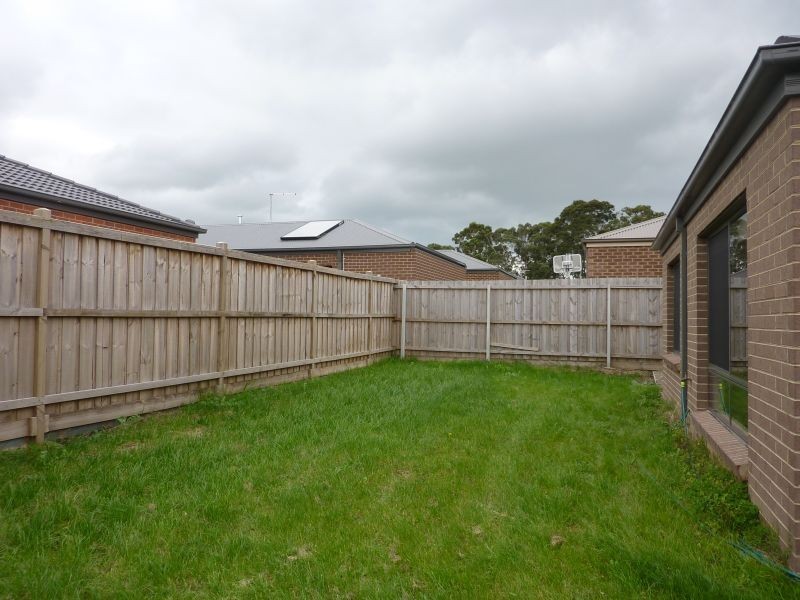 22 College Avenue, Traralgon VIC 3844