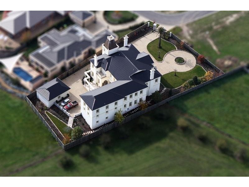 7 Rothbury Place, Traralgon VIC 3844