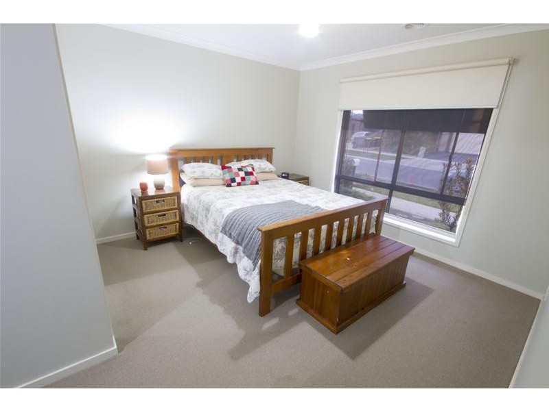15 Roscommon Drive, Traralgon VIC 3844