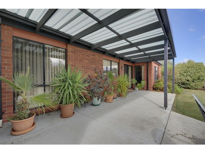 13 Barton Place, Traralgon VIC 3844