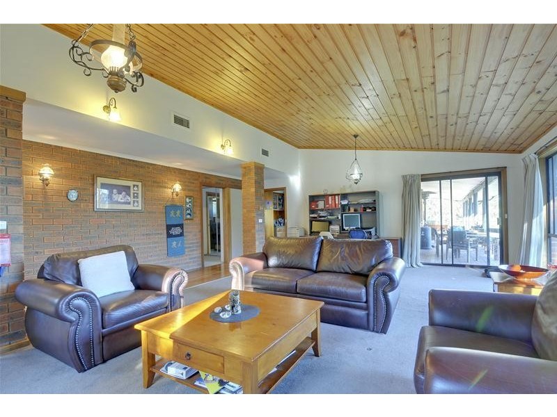 260 Thomson Road, Hazelwood South VIC 3840