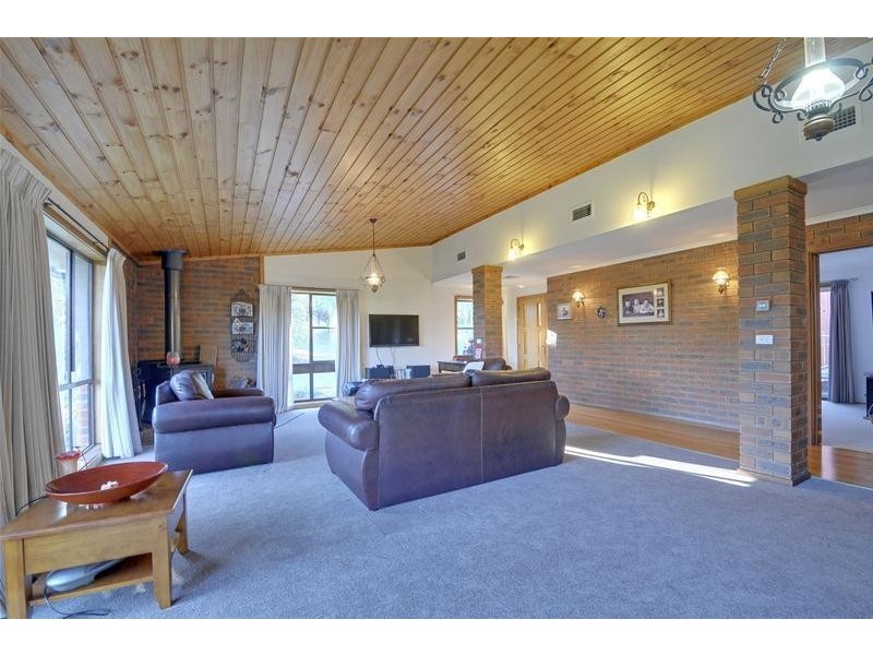 260 Thomson Road, Hazelwood South VIC 3840