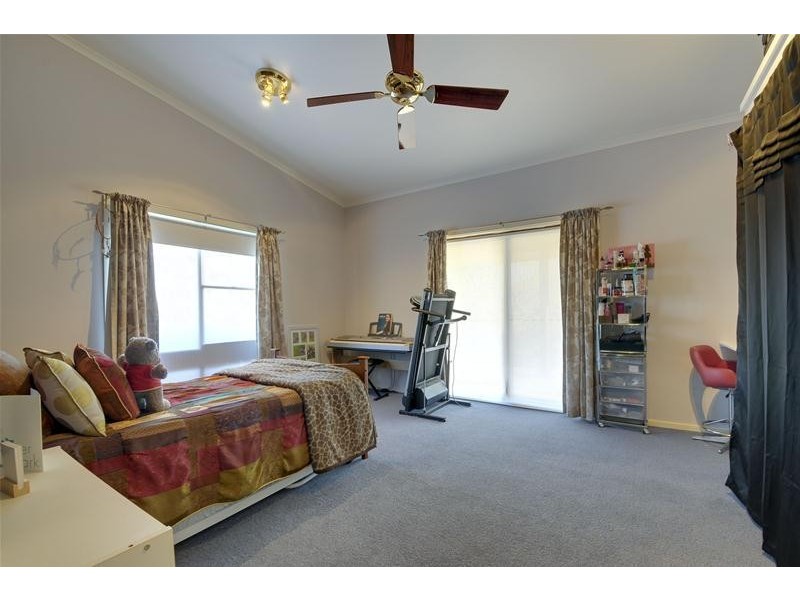 260 Thomson Road, Hazelwood South VIC 3840