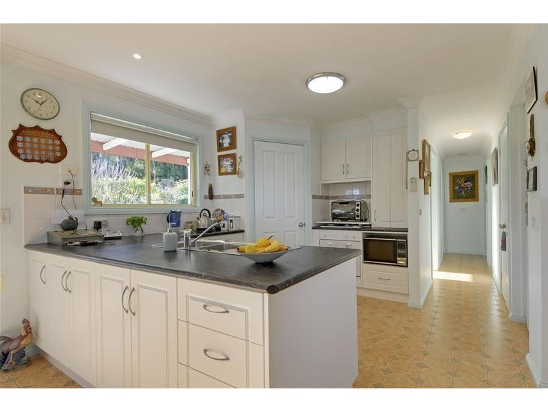 260 Thomson Road, Hazelwood South VIC 3840