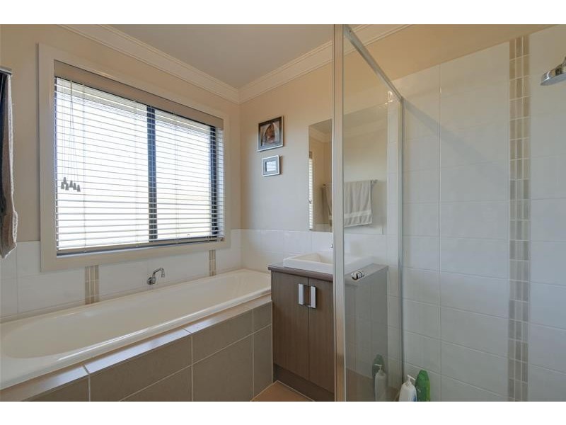 8 Hawksburn Road, Traralgon VIC 3844