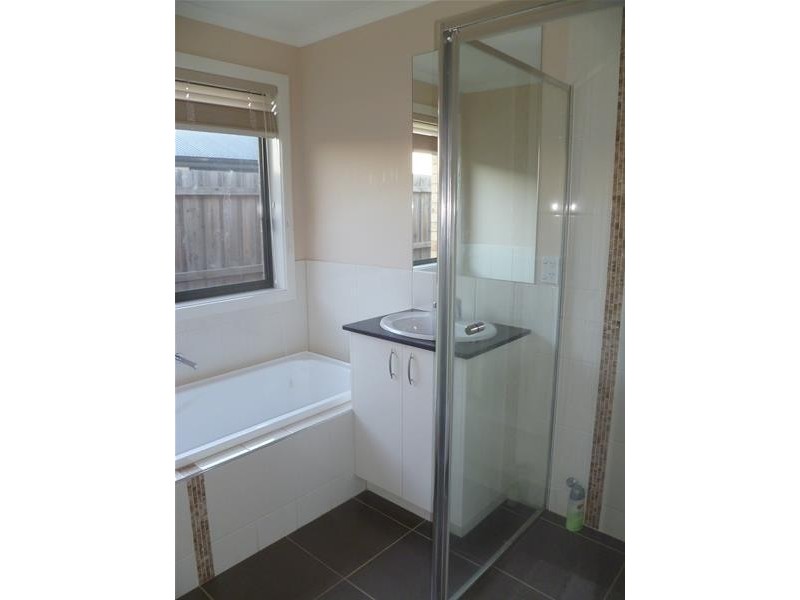 8 Tyrone Close, Traralgon VIC 3844