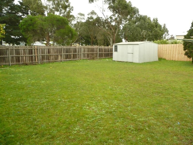 32 Strathcole Drive, Traralgon VIC 3844