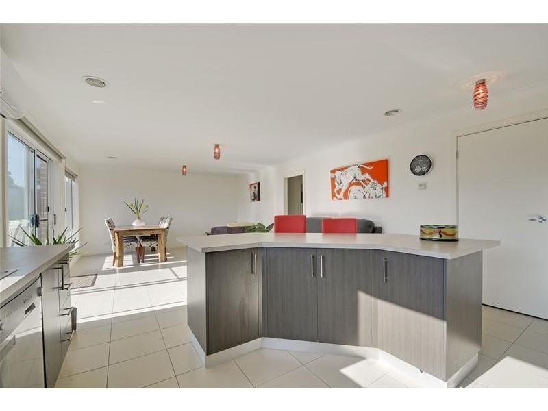 33 Christian Rise, Traralgon VIC 3844