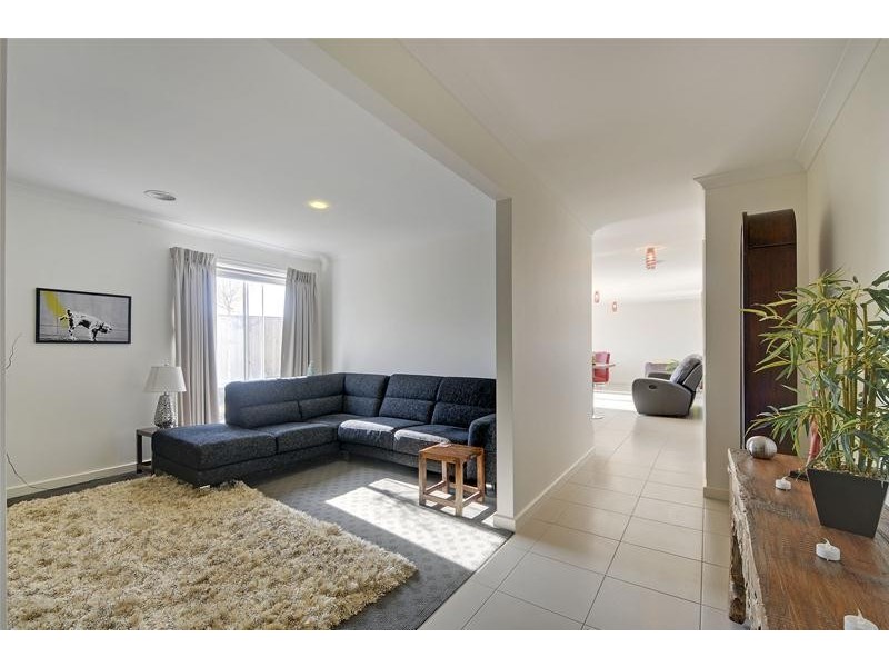 33 Christian Rise, Traralgon VIC 3844