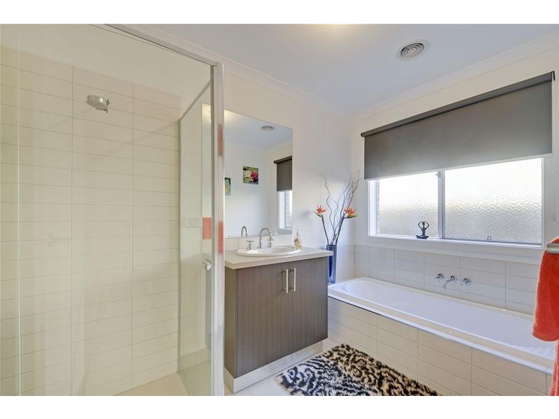 33 Christian Rise, Traralgon VIC 3844