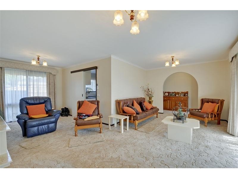 13 Glenview Drive, Traralgon VIC 3844