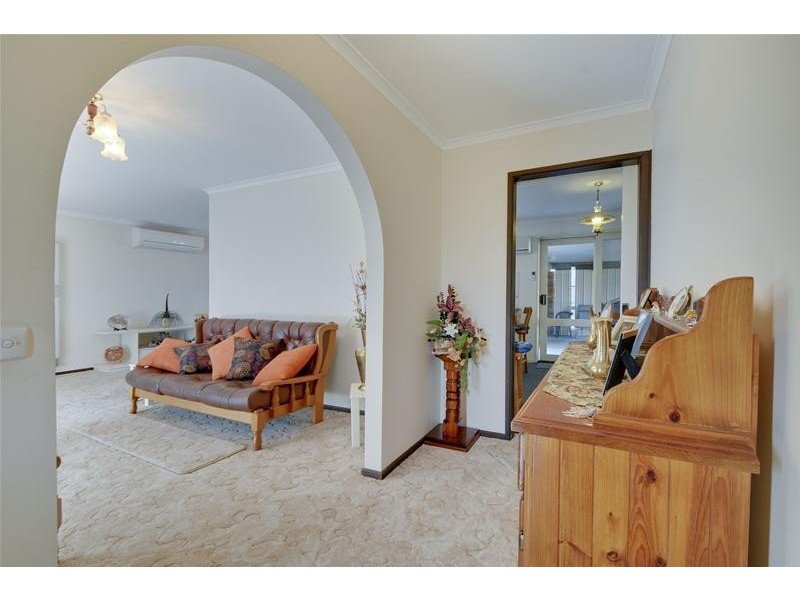 13 Glenview Drive, Traralgon VIC 3844