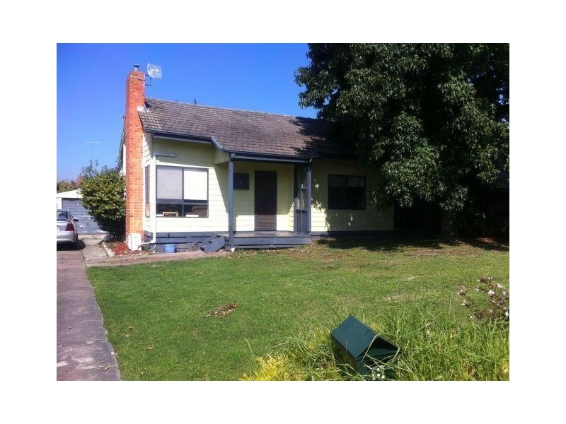 8 Mafeking Road, Traralgon VIC 3844