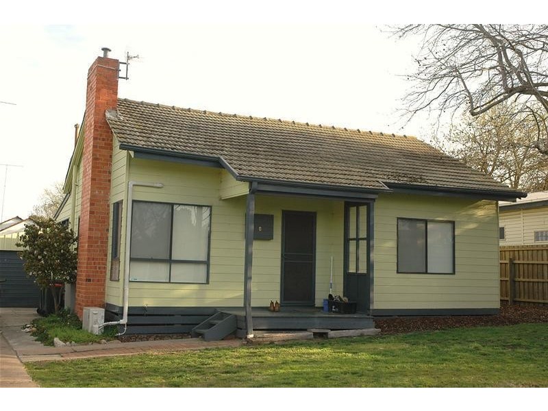 8 Mafeking Road, Traralgon VIC 3844