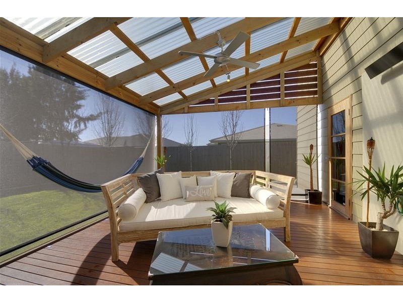 1 Hammersmith Circuit, Traralgon VIC 3844