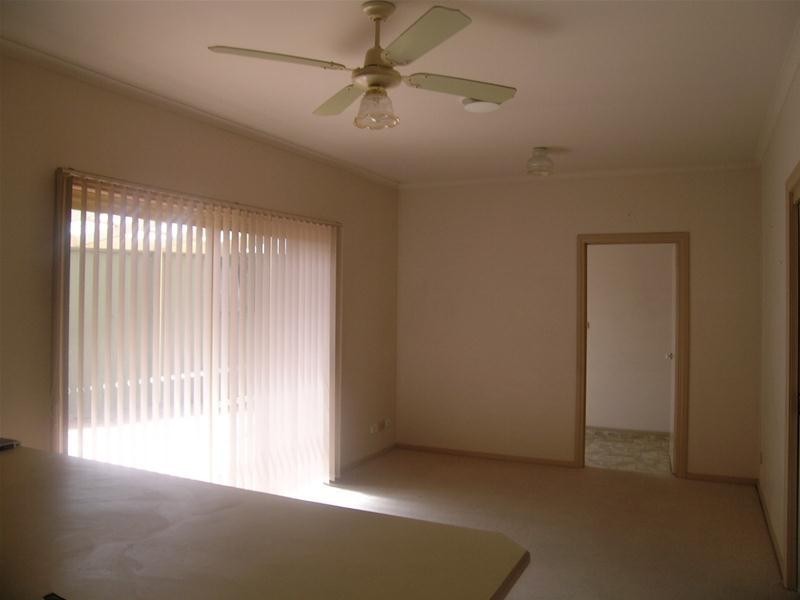 48 Swallow Grove, Traralgon VIC 3844