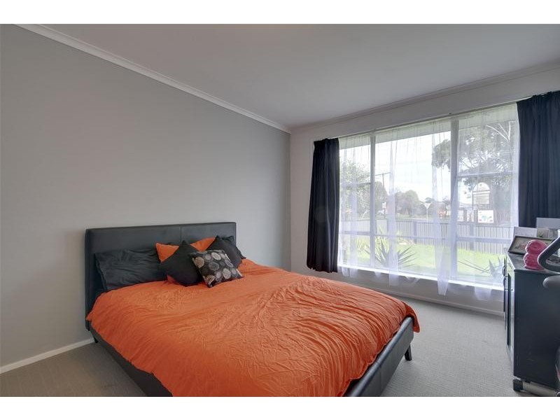 28 Howard Avenue, Churchill VIC 3842