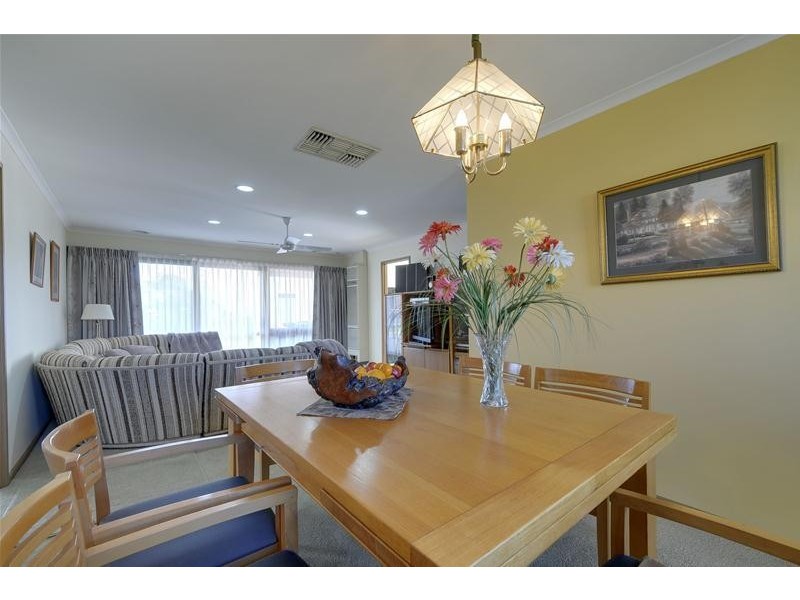 65 Ellavale Drive, Traralgon VIC 3844