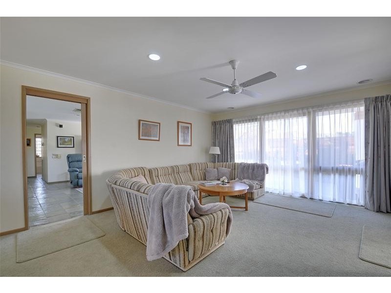 65 Ellavale Drive, Traralgon VIC 3844