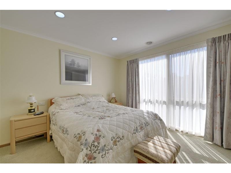 65 Ellavale Drive, Traralgon VIC 3844