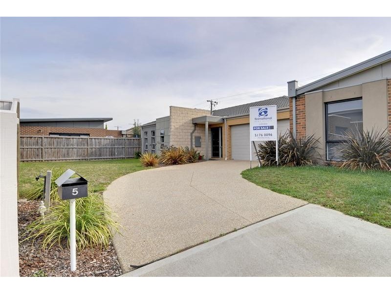 5 William Terrace, Traralgon VIC 3844