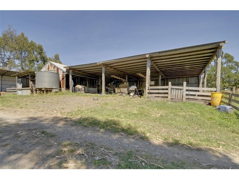 112 Martins Road, Willung South VIC 3844