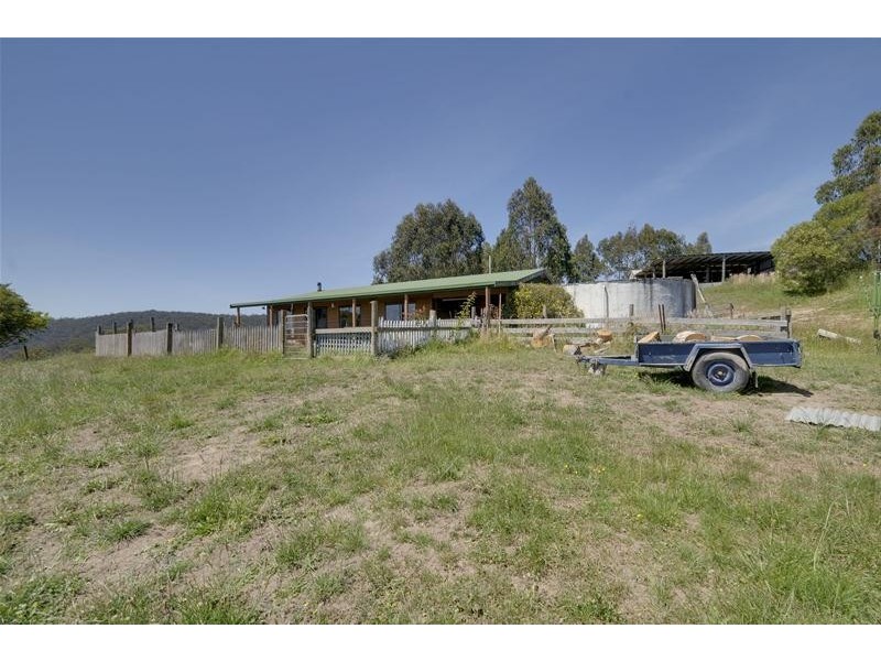 112 Martins Road, Willung South VIC 3844