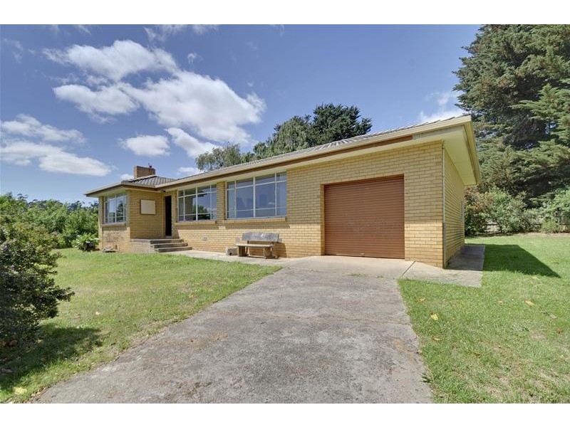 39 McAlpine Road, Carrajung VIC 3844