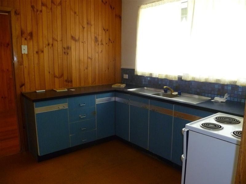 1 Howard Avenue, Churchill VIC 3842