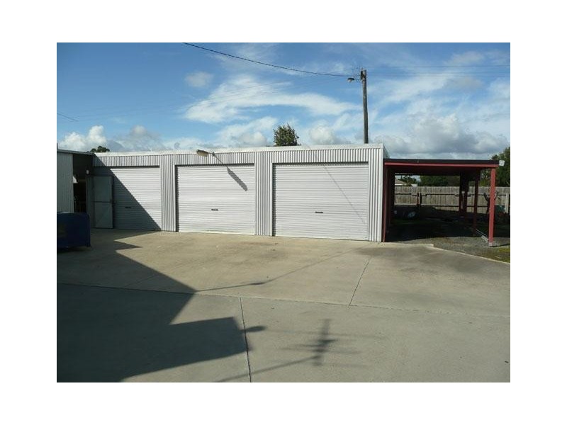 96-98 Albert Street, Rosedale VIC 3847