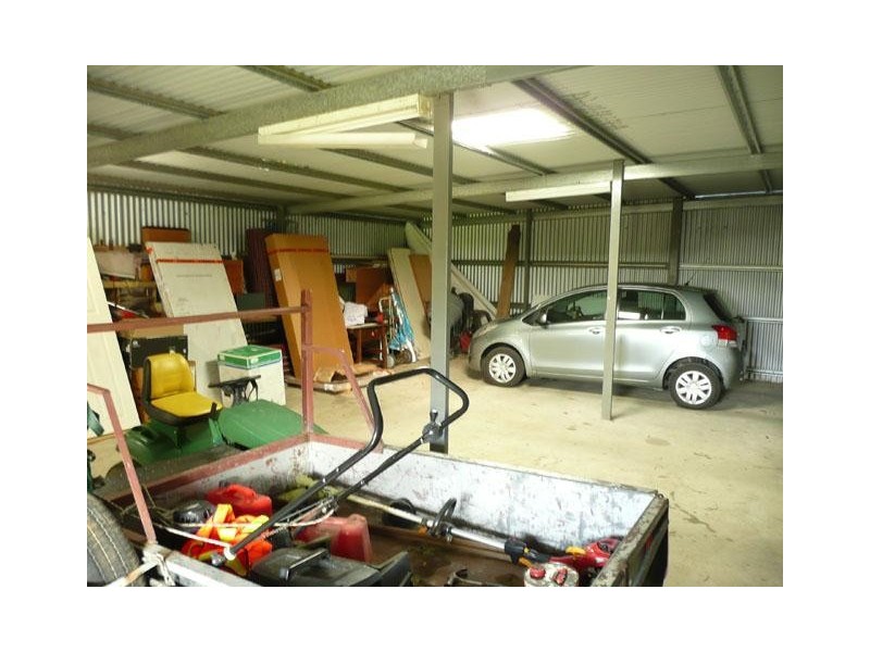 96-98 Albert Street, Rosedale VIC 3847