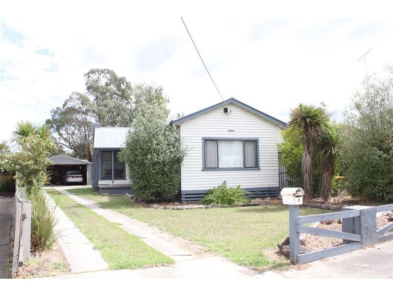 2 Simpson Court, Traralgon VIC 3844