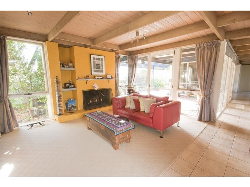 35 Glenview Drive, Traralgon VIC 3844