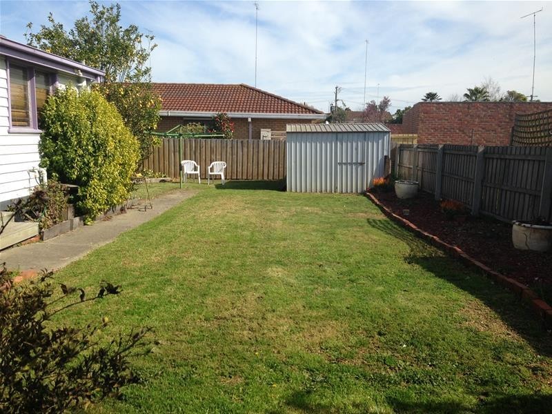 16 Clift Court, Traralgon VIC 3844