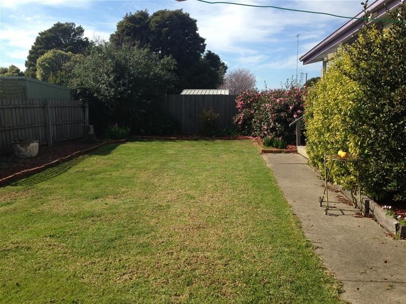 16 Clift Court, Traralgon VIC 3844