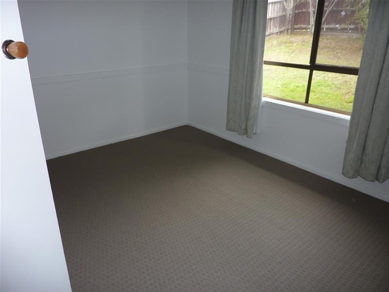 13 Rowell Street, Morwell VIC 3840