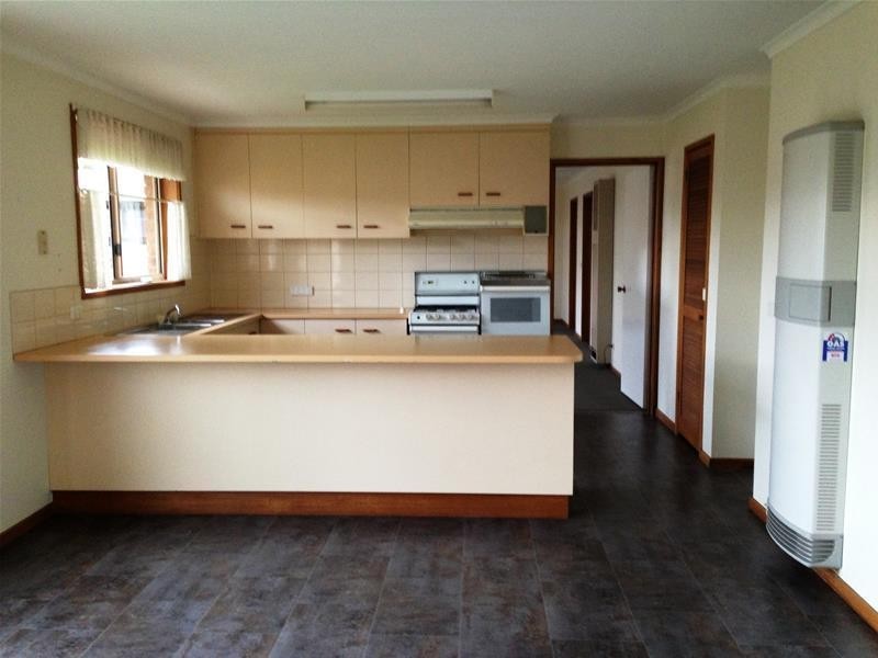 8 Blundell Court, Traralgon VIC 3844