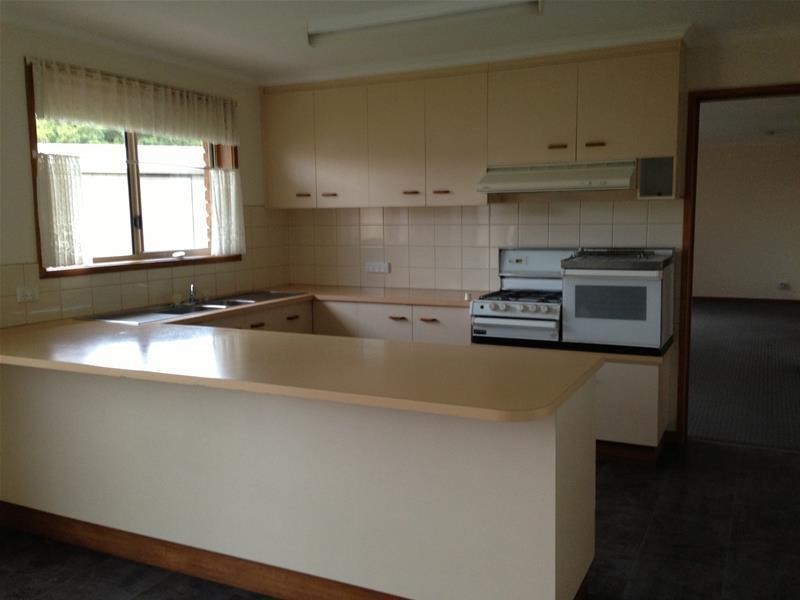 8 Blundell Court, Traralgon VIC 3844