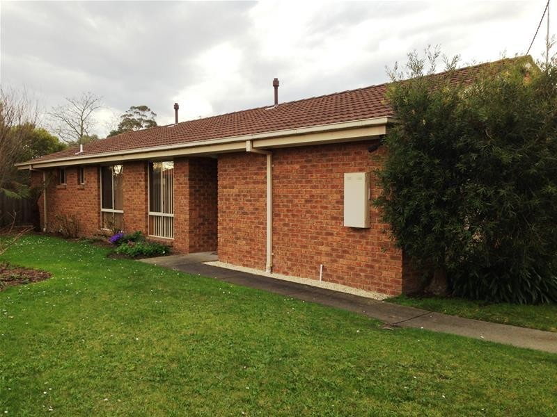 8 Blundell Court, Traralgon VIC 3844